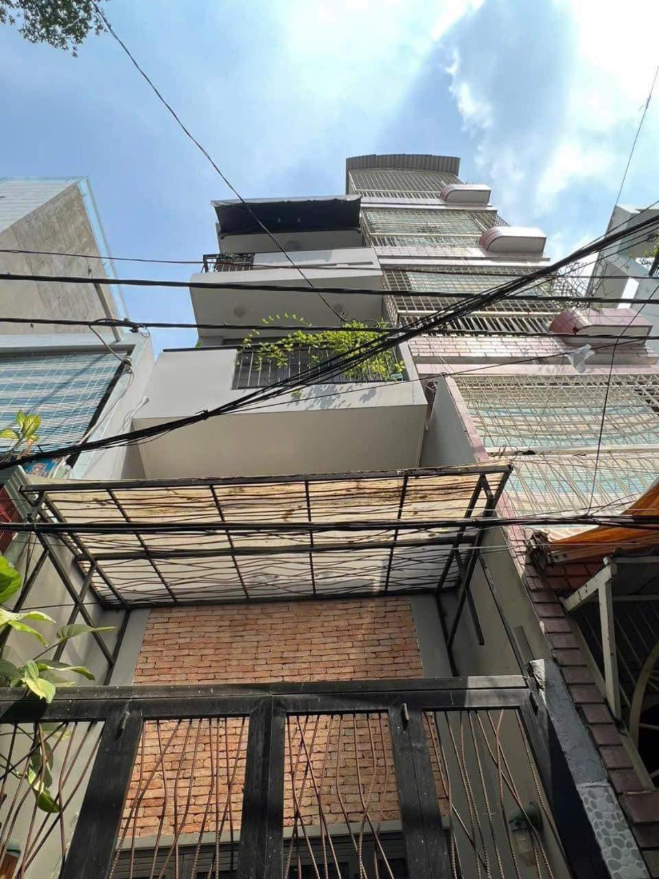Zvillage Ncc - Modern Townhouse In District 1 Хошимин Экстерьер фото
